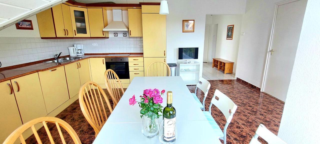 Hannabella Apartmanház Zamárdi Exterior foto